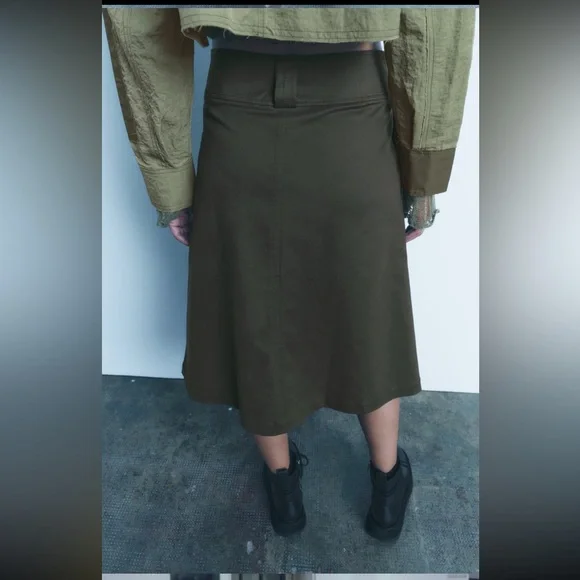 ZIPPERED ASYMMETRICAL SKIRT - Picture 4 of 10